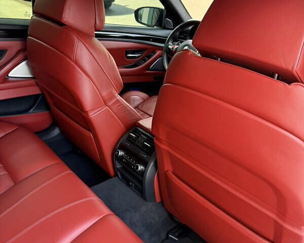 БМВ М5 2013 в Днепре (Днепропетровске) на Automoto.ua БМВ М5, объемом двигателя 4.4 л и пробегом 70 тыс. км за 41500 $, фото 14 на Automoto.ua