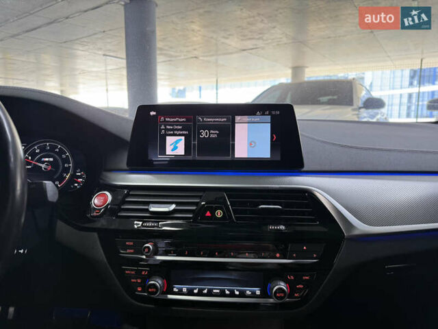 БМВ М5, объемом двигателя 4.4 л и пробегом 68 тыс. км за 62000 $, фото 25 на Automoto.ua