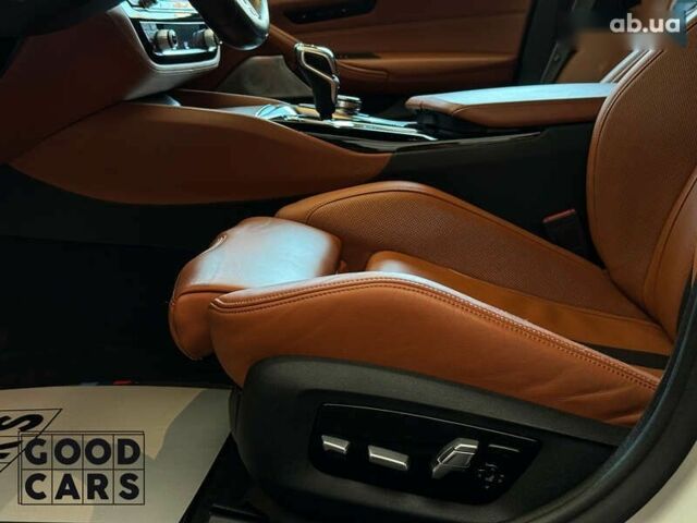 БМВ М5, объемом двигателя 4.4 л и пробегом 87 тыс. км за 79000 $, фото 27 на Automoto.ua