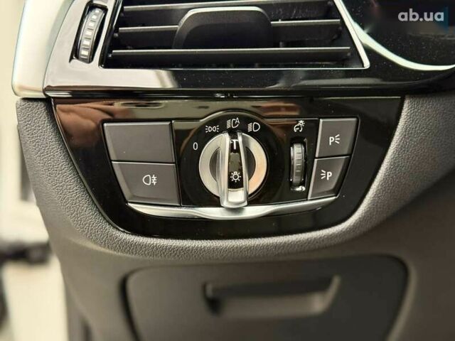 БМВ М5, объемом двигателя 4.4 л и пробегом 53 тыс. км за 96500 $, фото 18 на Automoto.ua