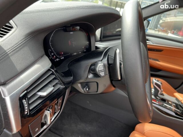 БМВ М5, объемом двигателя 4.4 л и пробегом 12 тыс. км за 122156 $, фото 15 на Automoto.ua