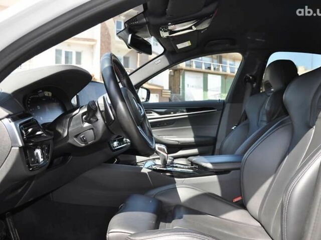 БМВ М5, объемом двигателя 4.4 л и пробегом 53 тыс. км за 96000 $, фото 14 на Automoto.ua
