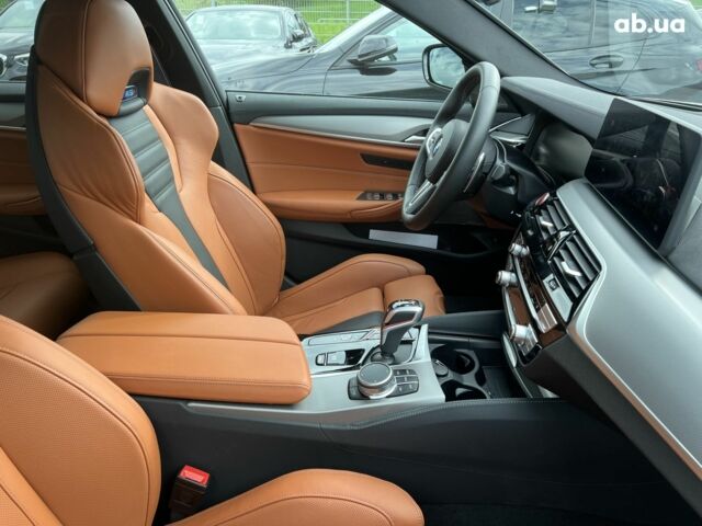 БМВ М5, объемом двигателя 4.4 л и пробегом 12 тыс. км за 122156 $, фото 57 на Automoto.ua