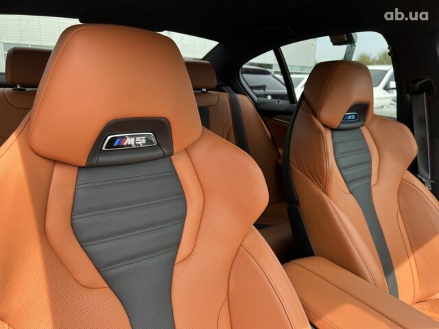 БМВ М5, объемом двигателя 4.4 л и пробегом 12 тыс. км за 122156 $, фото 63 на Automoto.ua
