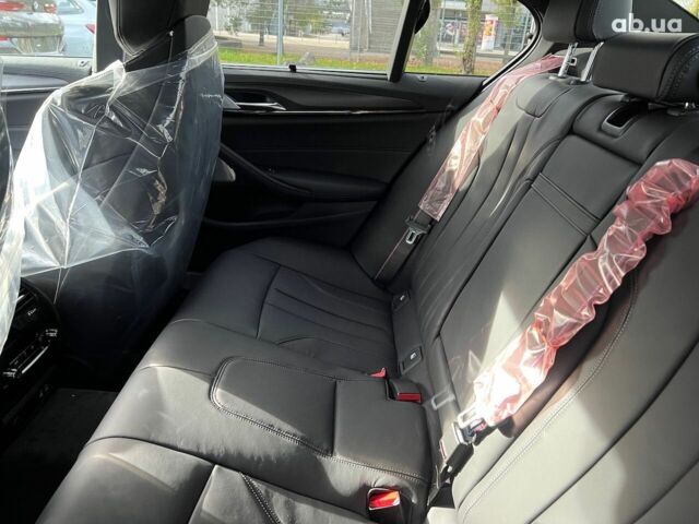 БМВ М5, объемом двигателя 4.4 л и пробегом 0 тыс. км за 146609 $, фото 44 на Automoto.ua