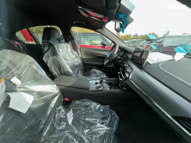БМВ М5, объемом двигателя 4.4 л и пробегом 0 тыс. км за 146609 $, фото 37 на Automoto.ua