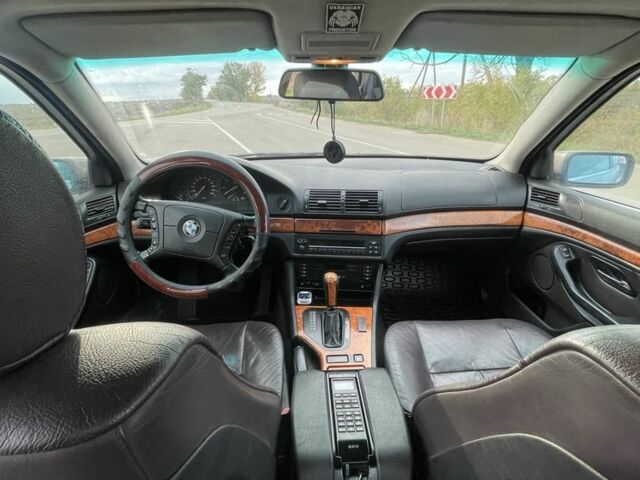 Сірий БМВ М5, об'ємом двигуна 2.5 л та пробігом 430 тис. км за 2600 $, фото 6 на Automoto.ua