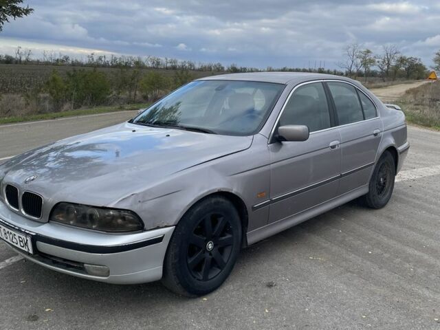 Сірий БМВ М5, об'ємом двигуна 2.5 л та пробігом 430 тис. км за 2600 $, фото 4 на Automoto.ua