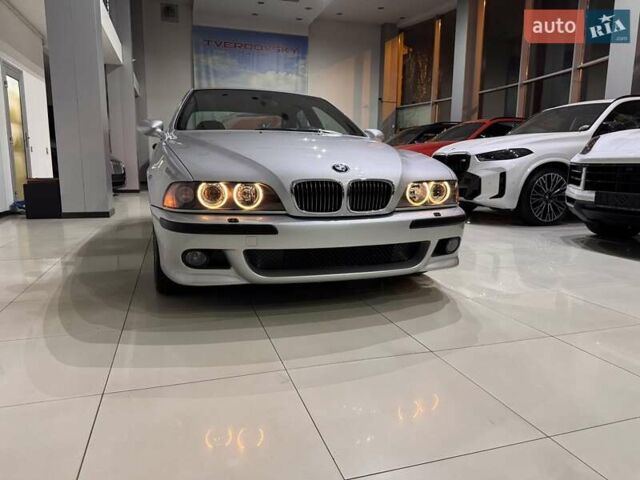 Серый БМВ М5, объемом двигателя 4.94 л и пробегом 169 тыс. км за 99900 $, фото 13 на Automoto.ua