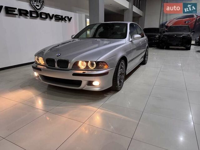 Серый БМВ М5, объемом двигателя 4.94 л и пробегом 169 тыс. км за 99900 $, фото 28 на Automoto.ua