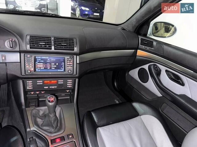 Серый БМВ М5, объемом двигателя 4.94 л и пробегом 169 тыс. км за 99900 $, фото 84 на Automoto.ua