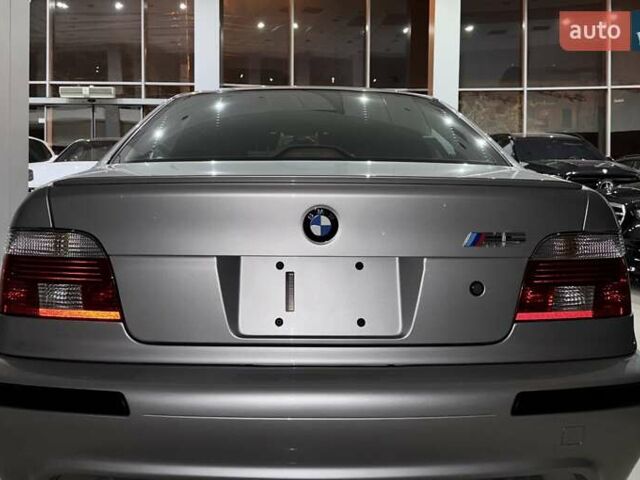 Серый БМВ М5, объемом двигателя 4.94 л и пробегом 169 тыс. км за 99900 $, фото 45 на Automoto.ua