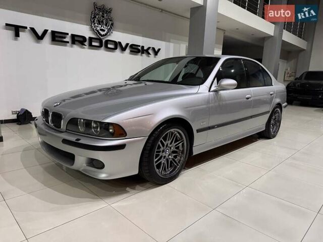 Серый БМВ М5, объемом двигателя 4.94 л и пробегом 169 тыс. км за 99900 $, фото 34 на Automoto.ua