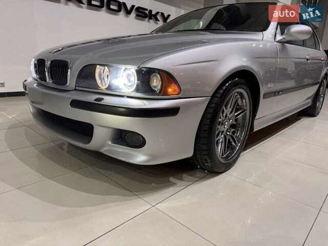 Серый БМВ М5, объемом двигателя 4.94 л и пробегом 169 тыс. км за 99900 $, фото 30 на Automoto.ua