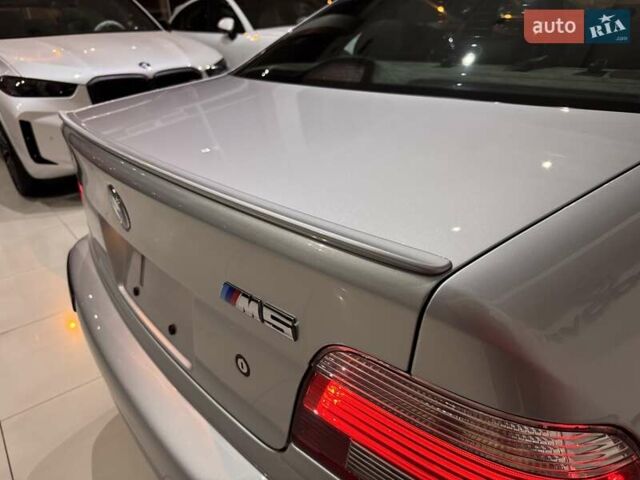 Серый БМВ М5, объемом двигателя 4.94 л и пробегом 169 тыс. км за 99900 $, фото 48 на Automoto.ua