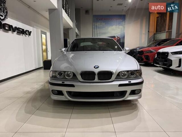 Серый БМВ М5, объемом двигателя 4.94 л и пробегом 169 тыс. км за 99900 $, фото 14 на Automoto.ua