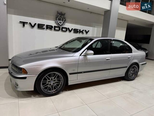 Серый БМВ М5, объемом двигателя 4.94 л и пробегом 169 тыс. км за 99900 $, фото 37 на Automoto.ua