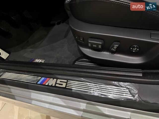 Серый БМВ М5, объемом двигателя 4.94 л и пробегом 169 тыс. км за 99900 $, фото 57 на Automoto.ua
