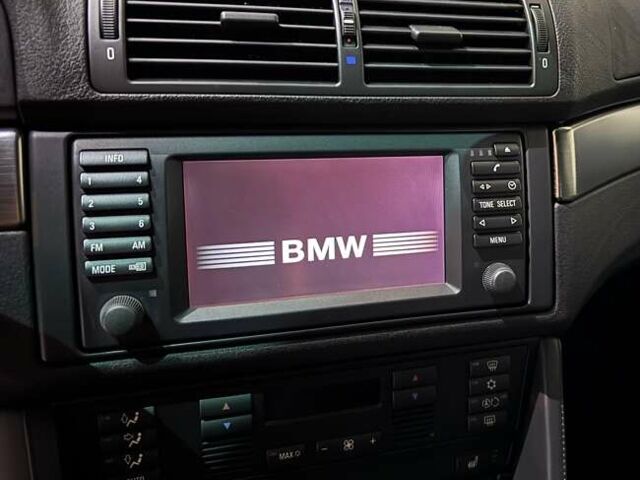 Серый БМВ М5, объемом двигателя 4.94 л и пробегом 169 тыс. км за 99900 $, фото 76 на Automoto.ua