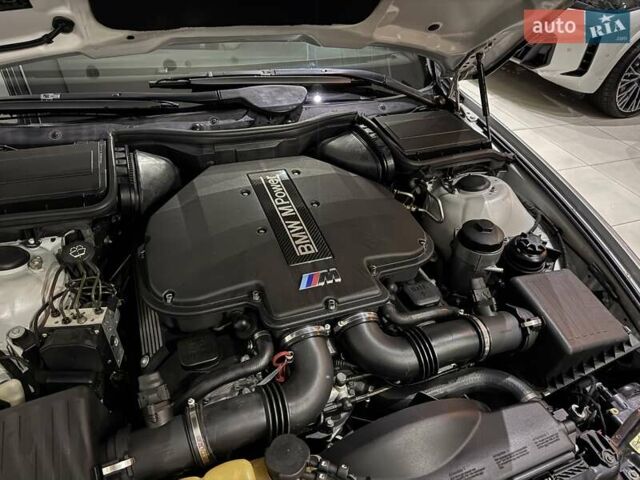 Серый БМВ М5, объемом двигателя 4.94 л и пробегом 169 тыс. км за 99900 $, фото 18 на Automoto.ua