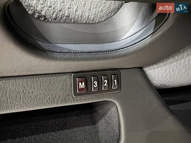 Серый БМВ М5, объемом двигателя 4.94 л и пробегом 169 тыс. км за 99900 $, фото 56 на Automoto.ua