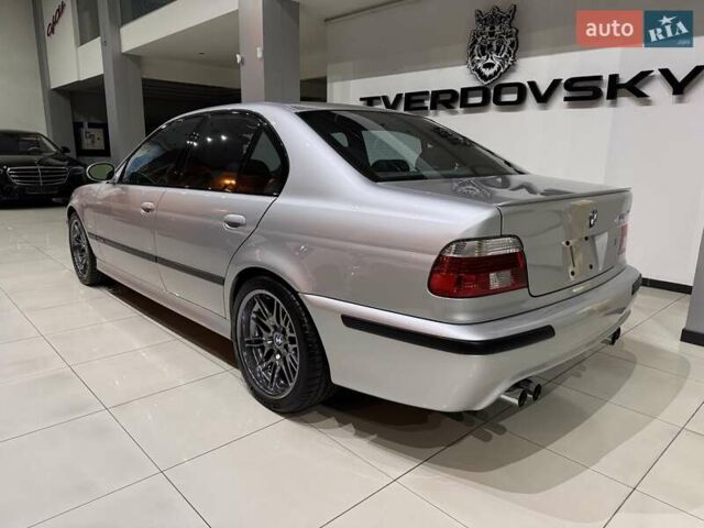 Серый БМВ М5, объемом двигателя 4.94 л и пробегом 169 тыс. км за 99900 $, фото 41 на Automoto.ua