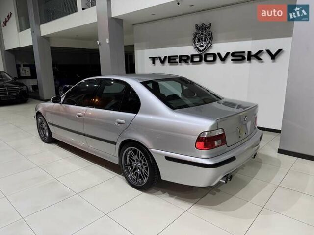 Серый БМВ М5, объемом двигателя 4.94 л и пробегом 169 тыс. км за 99900 $, фото 43 на Automoto.ua