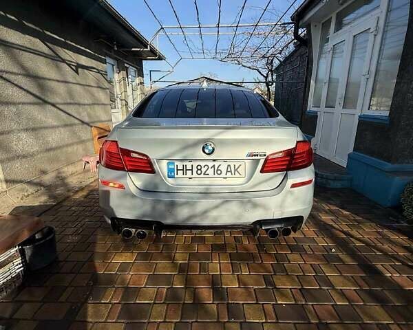 Серый БМВ М5, объемом двигателя 4.39 л и пробегом 190 тыс. км за 31500 $, фото 20 на Automoto.ua