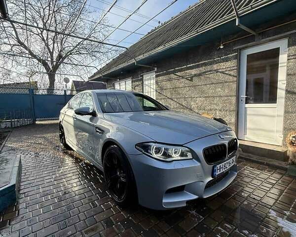 Серый БМВ М5, объемом двигателя 4.39 л и пробегом 190 тыс. км за 31500 $, фото 3 на Automoto.ua