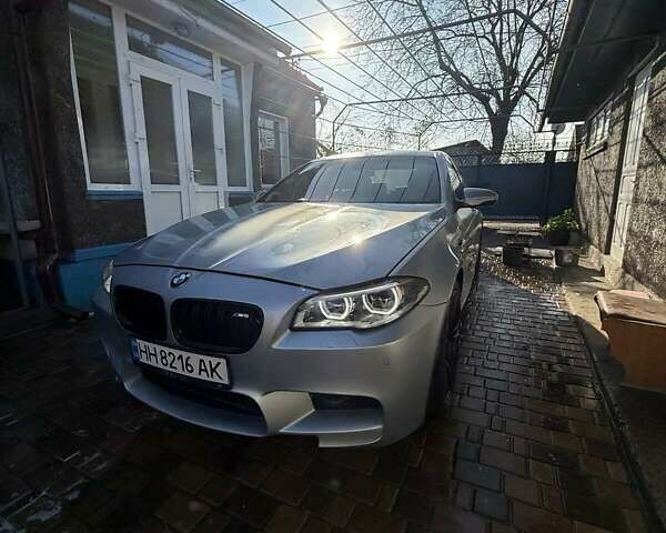 Серый БМВ М5, объемом двигателя 4.39 л и пробегом 190 тыс. км за 31500 $, фото 9 на Automoto.ua