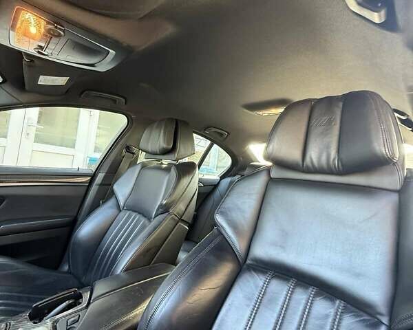 Серый БМВ М5, объемом двигателя 4.39 л и пробегом 190 тыс. км за 31500 $, фото 16 на Automoto.ua