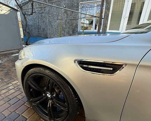 Серый БМВ М5, объемом двигателя 4.39 л и пробегом 190 тыс. км за 31500 $, фото 8 на Automoto.ua