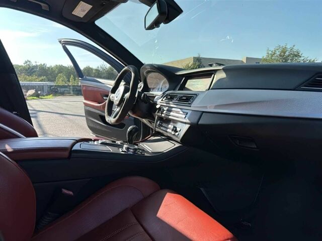 Сірий БМВ М5, об'ємом двигуна 4.4 л та пробігом 120 тис. км за 12900 $, фото 8 на Automoto.ua