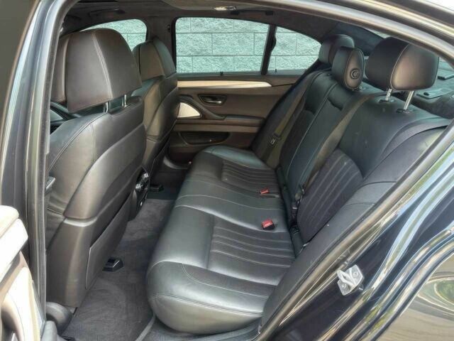 Серый БМВ М5, объемом двигателя 4.4 л и пробегом 76 тыс. км за 9500 $, фото 12 на Automoto.ua