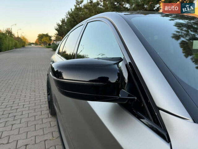 Серый БМВ М5, объемом двигателя 4.39 л и пробегом 89 тыс. км за 109000 $, фото 32 на Automoto.ua