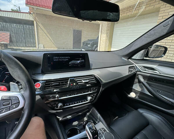 Серый БМВ М5, объемом двигателя 4.4 л и пробегом 89 тыс. км за 51500 $, фото 12 на Automoto.ua