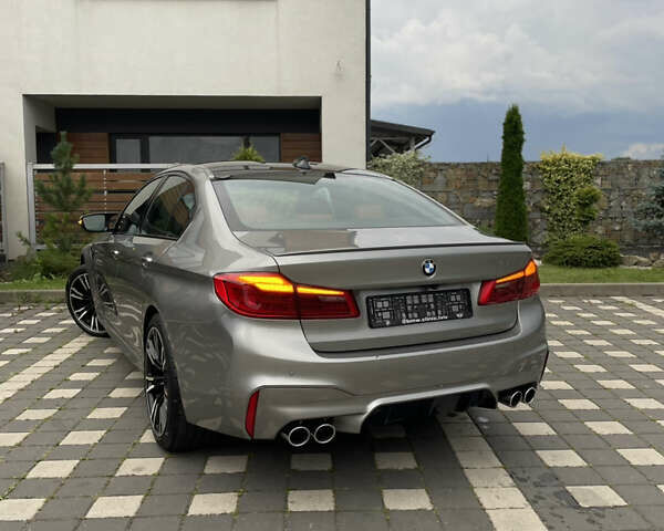 Серый БМВ М5, объемом двигателя 4.39 л и пробегом 38 тыс. км за 68250 $, фото 13 на Automoto.ua