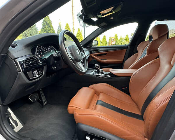 Серый БМВ М5, объемом двигателя 4.39 л и пробегом 38 тыс. км за 65500 $, фото 108 на Automoto.ua