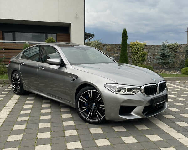 Серый БМВ М5, объемом двигателя 4.39 л и пробегом 38 тыс. км за 68250 $, фото 2 на Automoto.ua