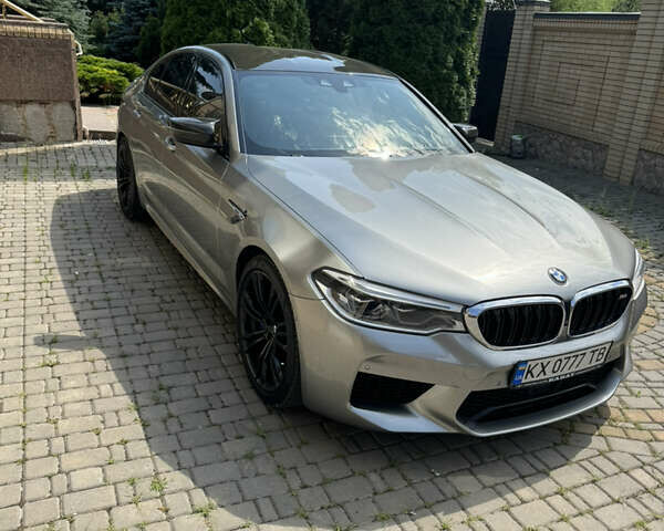 Серый БМВ М5, объемом двигателя 4.4 л и пробегом 89 тыс. км за 51500 $, фото 1 на Automoto.ua