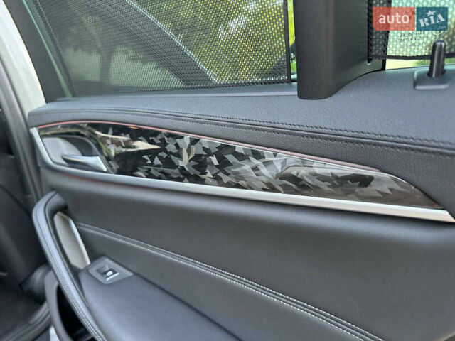 Серый БМВ М5, объемом двигателя 4.39 л и пробегом 89 тыс. км за 109000 $, фото 56 на Automoto.ua