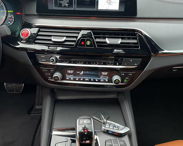 Серый БМВ М5, объемом двигателя 4.39 л и пробегом 38 тыс. км за 68250 $, фото 48 на Automoto.ua