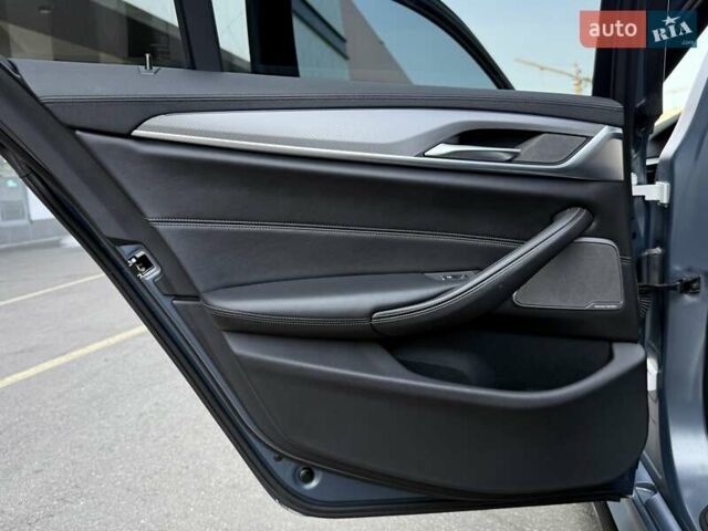 Сірий БМВ М5, об'ємом двигуна 4.39 л та пробігом 70 тис. км за 71900 $, фото 27 на Automoto.ua