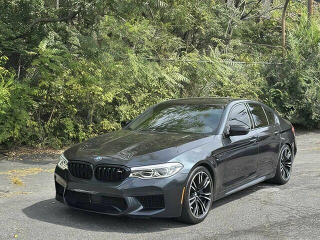 Серый БМВ М5, объемом двигателя 4.4 л и пробегом 34 тыс. км за 24000 $, фото 2 на Automoto.ua