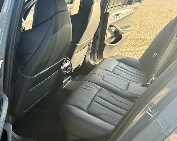 Серый БМВ М5, объемом двигателя 4.39 л и пробегом 61 тыс. км за 66900 $, фото 39 на Automoto.ua