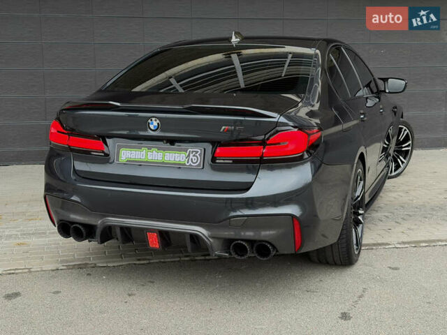 Серый БМВ М5, объемом двигателя 4.39 л и пробегом 68 тыс. км за 62000 $, фото 58 на Automoto.ua