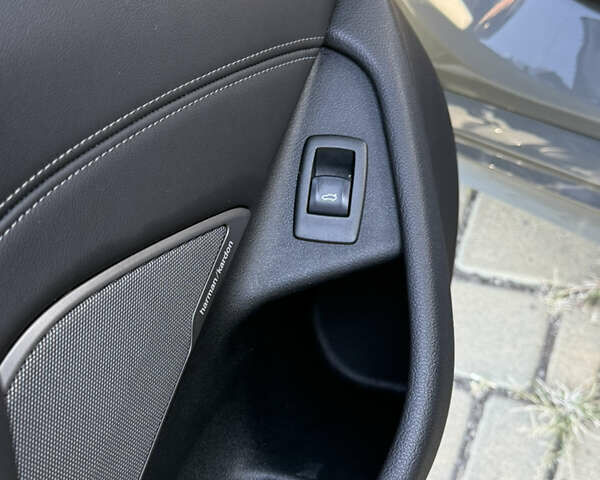 Серый БМВ М5, объемом двигателя 4.39 л и пробегом 61 тыс. км за 66900 $, фото 30 на Automoto.ua