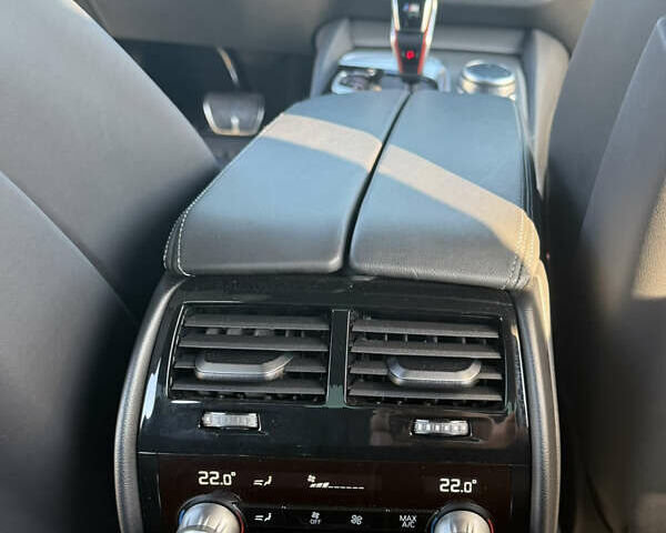 Серый БМВ М5, объемом двигателя 4.39 л и пробегом 61 тыс. км за 66900 $, фото 44 на Automoto.ua