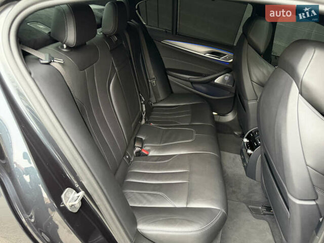 Серый БМВ М5, объемом двигателя 4.39 л и пробегом 68 тыс. км за 62000 $, фото 40 на Automoto.ua