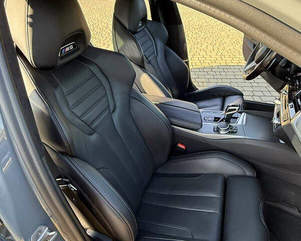 Серый БМВ М5, объемом двигателя 4.39 л и пробегом 61 тыс. км за 66900 $, фото 45 на Automoto.ua